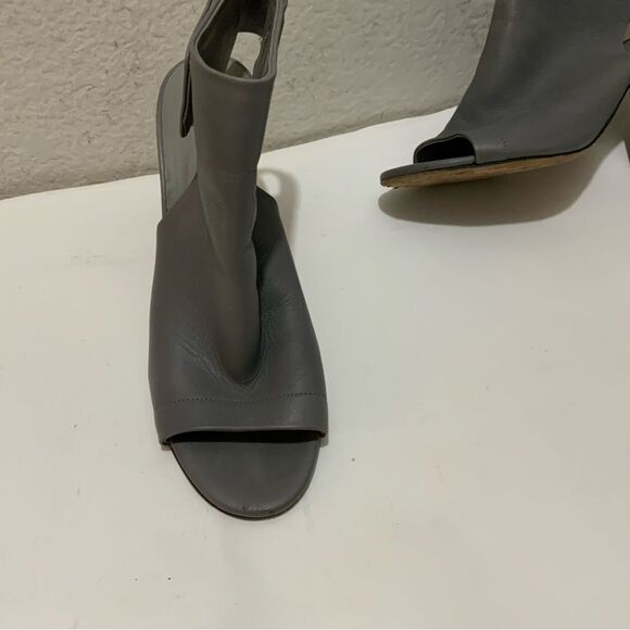 Vince ‘Faye’ Open Toe Gray Bootie size 6.5 - Picture 10 of 11